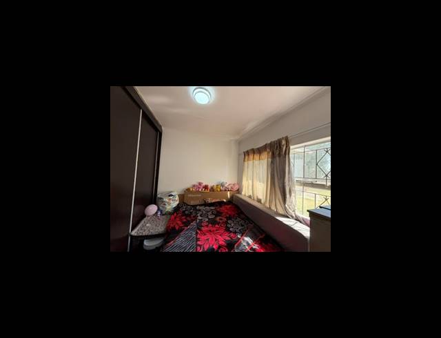 4 BEDROOM HOUSE FOR SALE IN BRACKENHURST